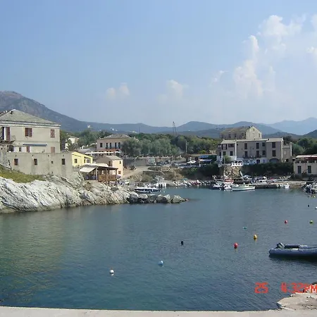 U Marinaru Hotell Centuri