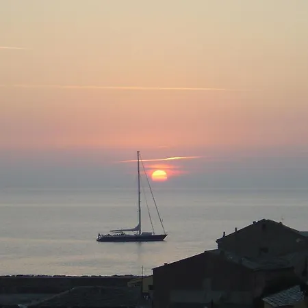 U Marinaru Hotell Centuri